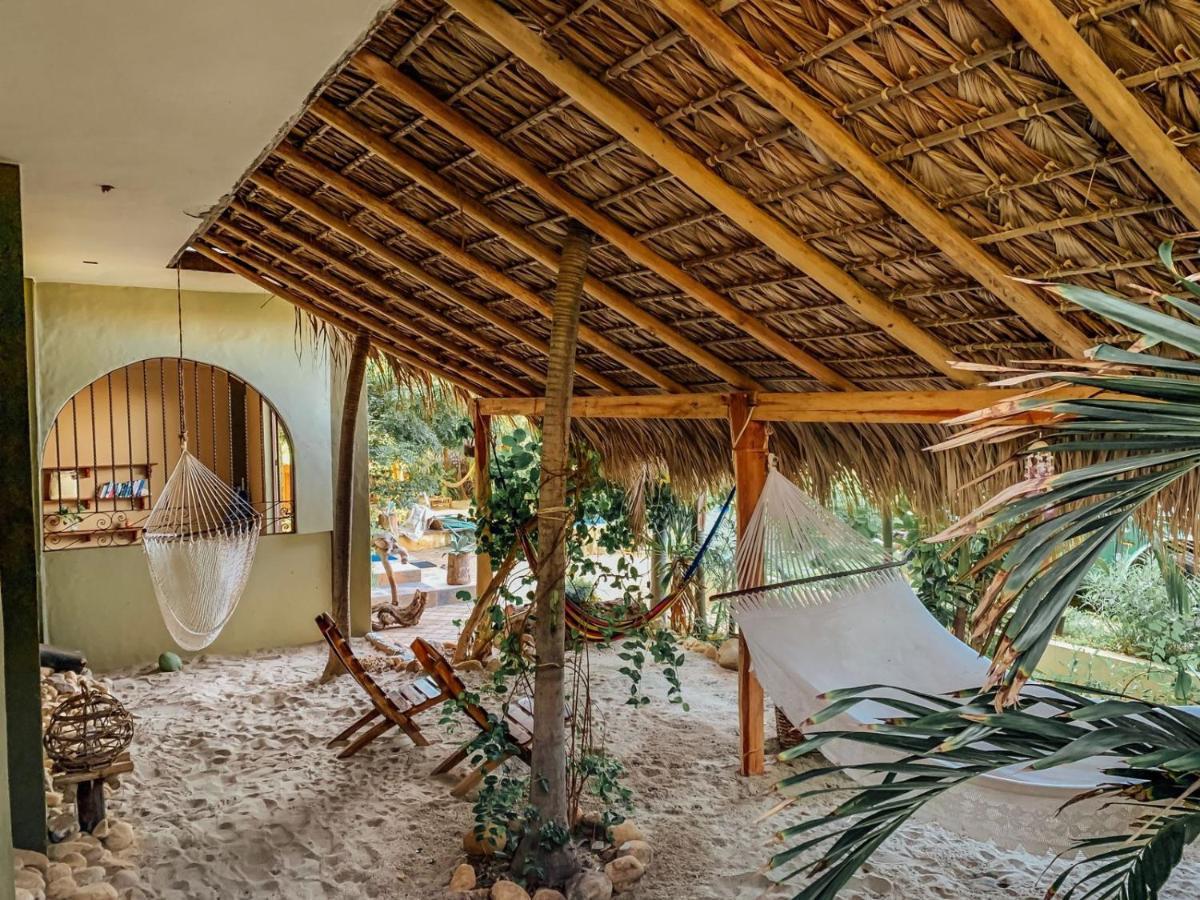 Beach Front Guesthouse Puerto Escondido  Bagian luar foto