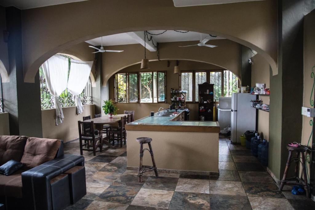 Beach Front Guesthouse Puerto Escondido  Bagian luar foto